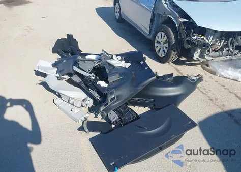 2017 Toyota Rav4 Hybrid Xle из США, поврежденный, VIN JTMRJREV3HD110591